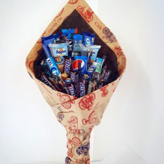 Съедобный букет 45. Букет из конфет и сладостей. Сладкие батончики
